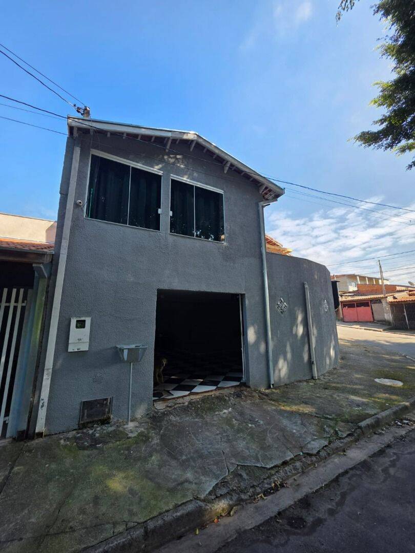 Casa com 3 dormitórios à venda, 260 m² por R$ 690.000 - Jardim Limoeiro - São José dos Campos/SP
