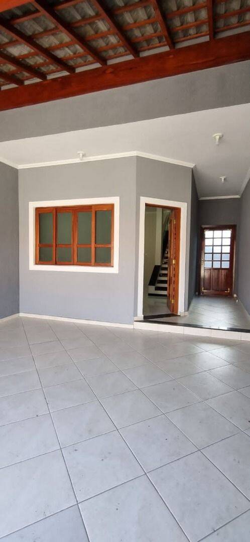 Sobrado com 4 dormitórios à venda, 120 m² por R$ 680.000 - Bosque dos Eucaliptos - São José dos Campos/SP