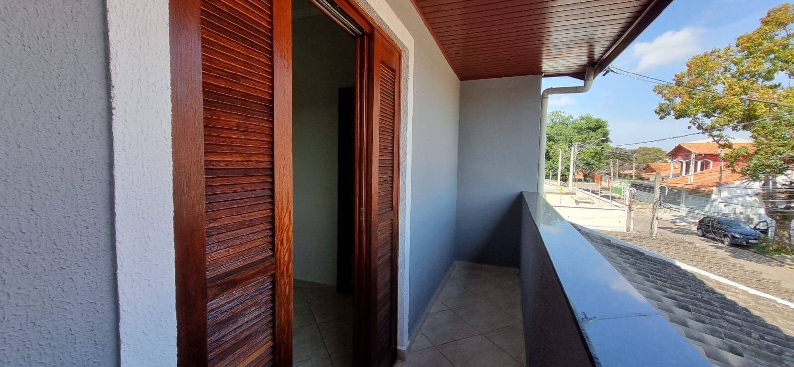 Sobrado com 4 dormitórios à venda, 120 m² por R$ 680.000 - Bosque dos Eucaliptos - São José dos Campos/SP