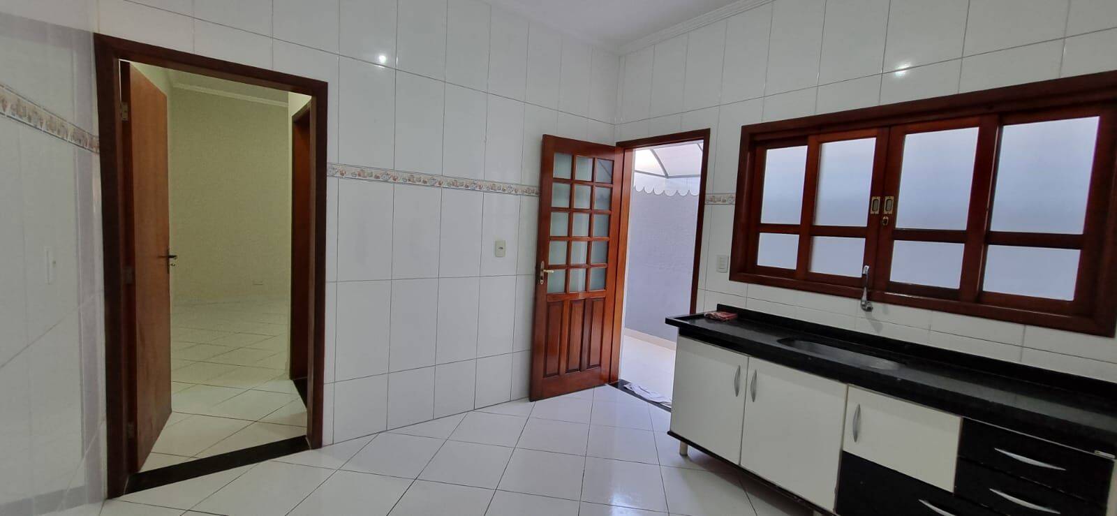 Sobrado com 4 dormitórios à venda, 120 m² por R$ 680.000 - Bosque dos Eucaliptos - São José dos Campos/SP