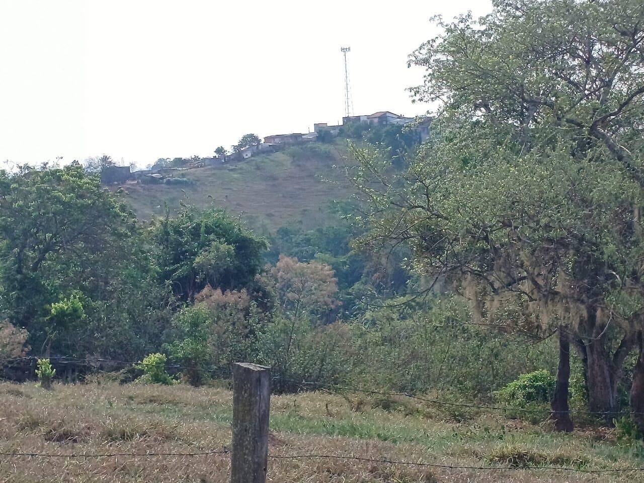 Terreno à venda, 25700 m² por R$ 830.000,00 - Jardim Maria Amélia - Jacareí/SP