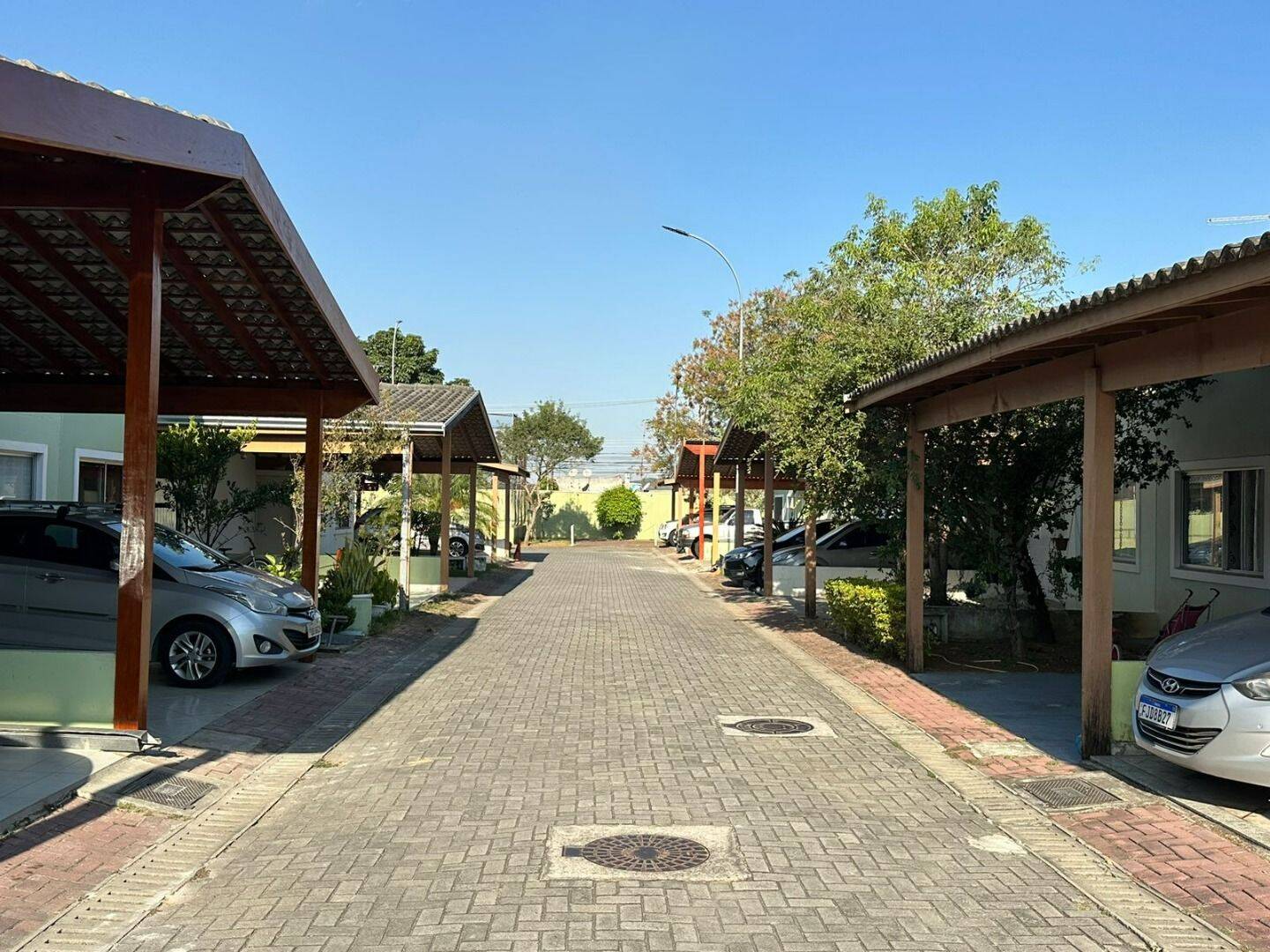 Casa com 3 dormitórios à venda, 90 m² por R$ 398.000 - Cidade Salvador - Jacareí/SP