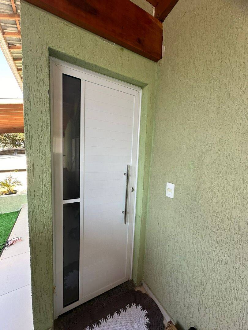 Casa com 3 dormitórios à venda, 90 m² por R$ 398.000 - Cidade Salvador - Jacareí/SP