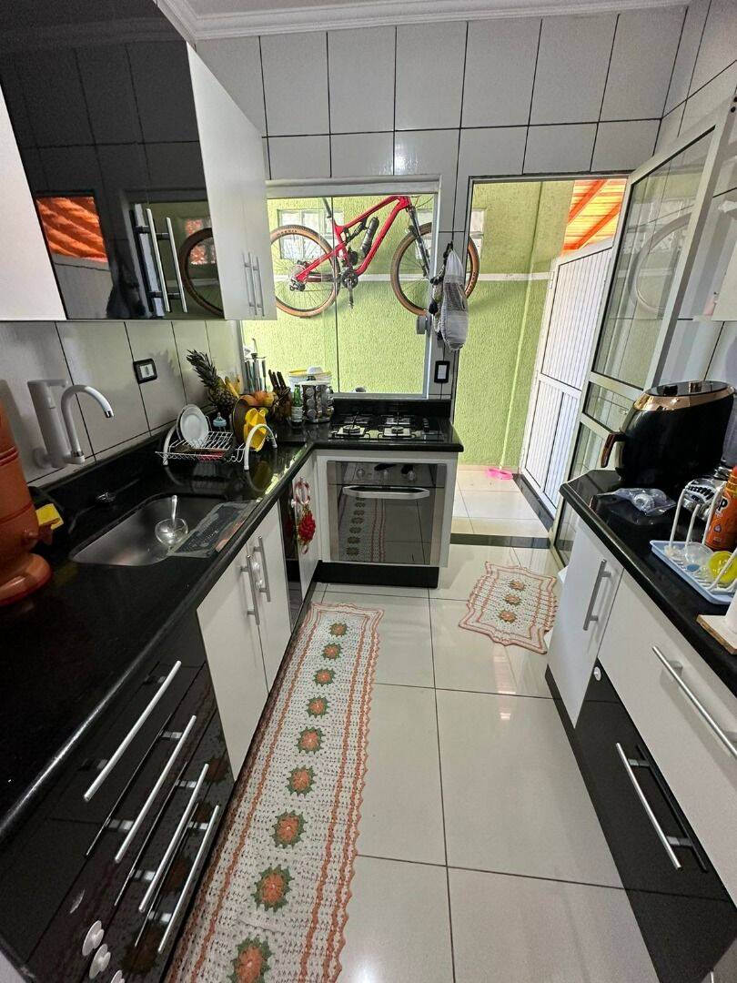Casa com 3 dormitórios à venda, 90 m² por R$ 398.000 - Cidade Salvador - Jacareí/SP