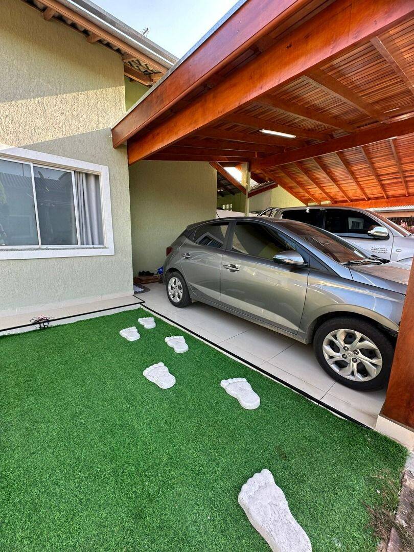 Casa com 3 dormitórios à venda, 90 m² por R$ 398.000 - Cidade Salvador - Jacareí/SP