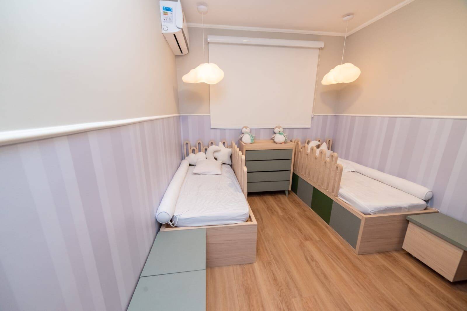 Sobrado com 3 dormitórios à venda, 130 m² por R$ 1.300.000,00 - Urbanova - São José dos Campos/SP
