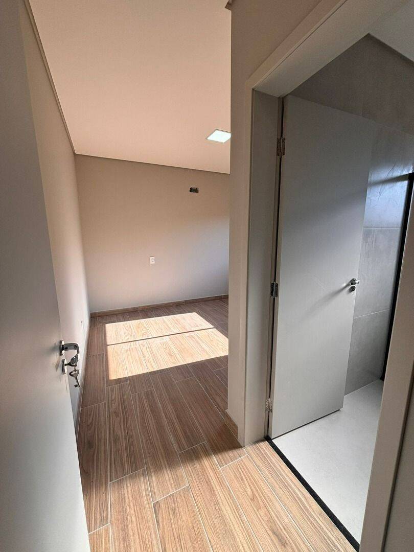 Sobrado com 4 dormitórios, 263 m² - venda por R$ 2.400.000,00 ou aluguel por R$ 12.726,00/mês - Urbanova - São José dos Campos/SP