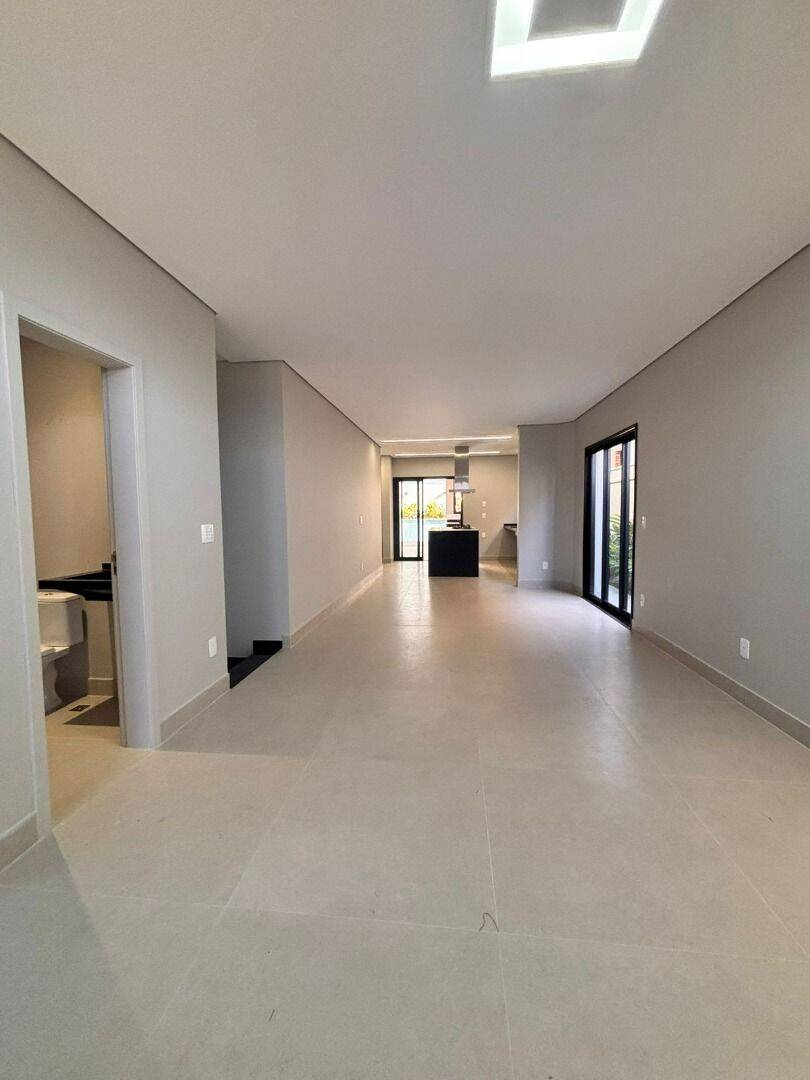 Sobrado com 4 dormitórios, 263 m² - venda por R$ 2.400.000,00 ou aluguel por R$ 12.726,00/mês - Urbanova - São José dos Campos/SP