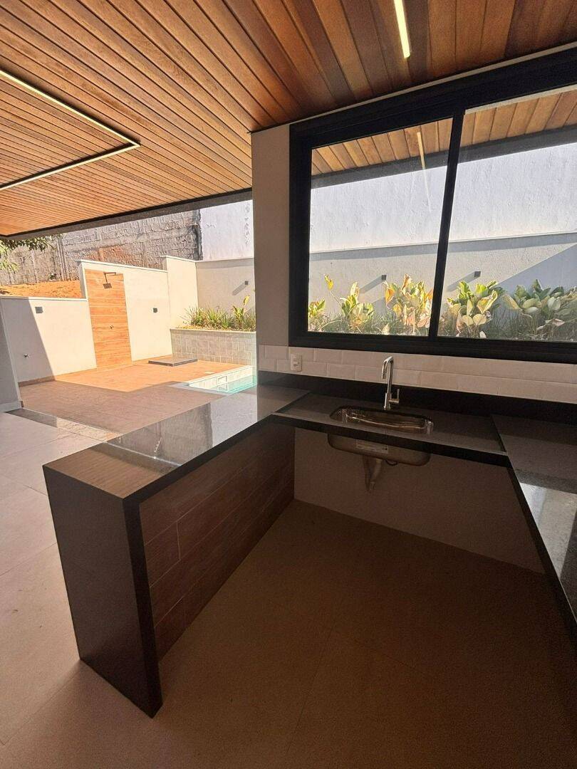 Sobrado com 4 dormitórios, 263 m² - venda por R$ 2.400.000,00 ou aluguel por R$ 12.726,00/mês - Urbanova - São José dos Campos/SP