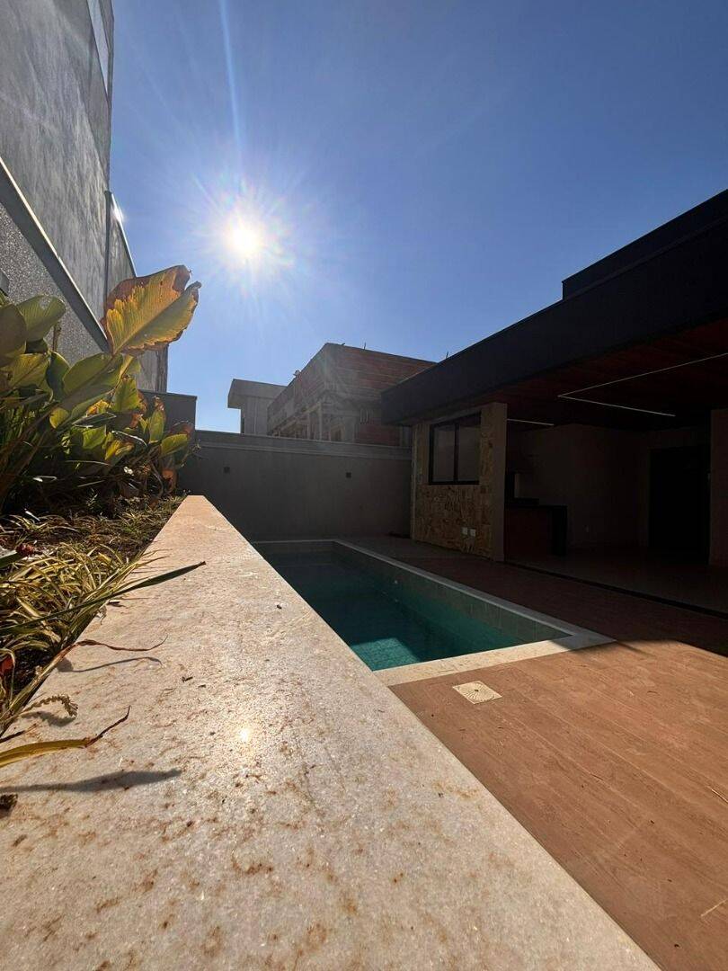 Sobrado com 4 dormitórios, 263 m² - venda por R$ 2.400.000,00 ou aluguel por R$ 12.726,00/mês - Urbanova - São José dos Campos/SP