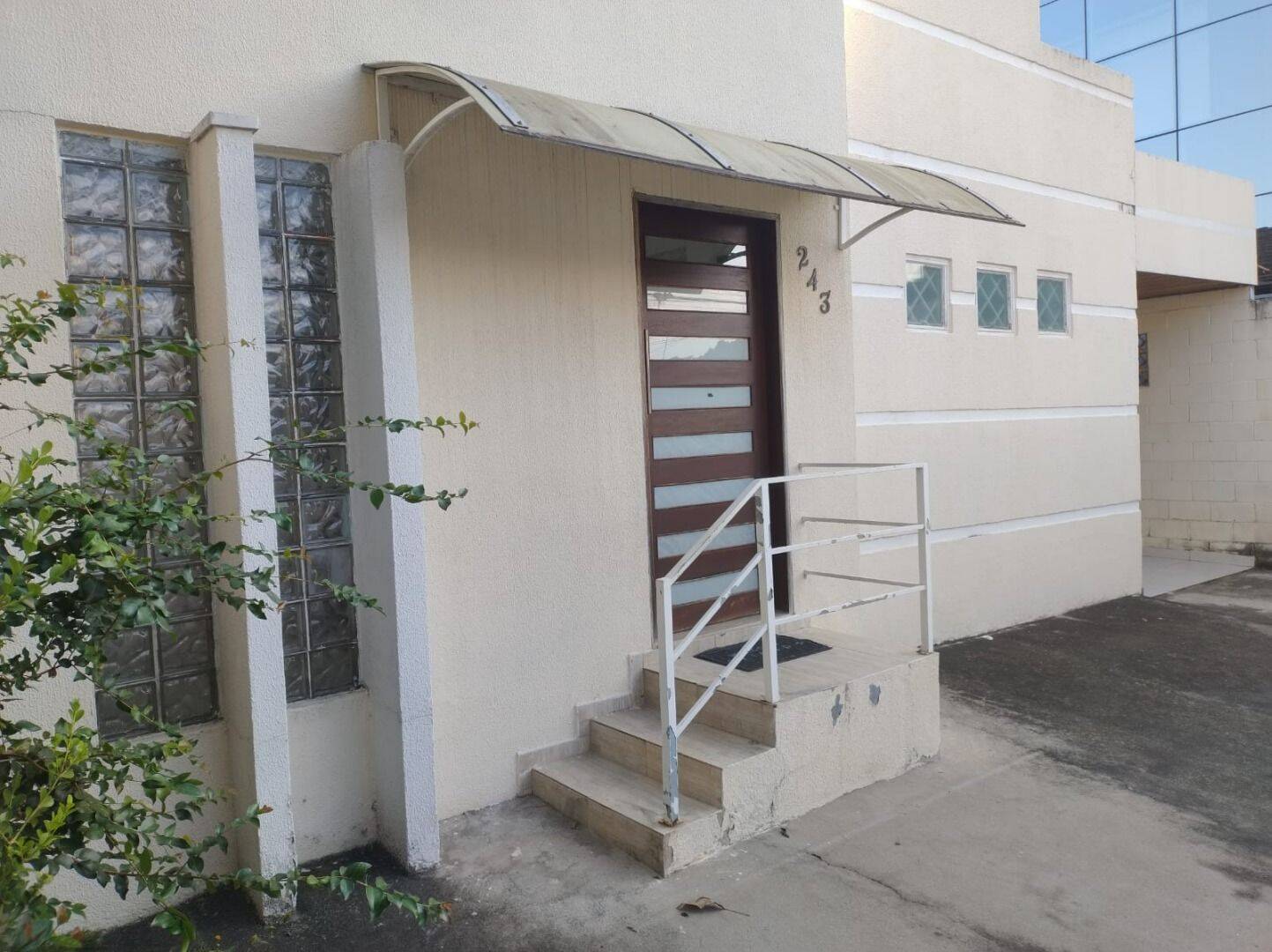 Casa com 3 dormitórios à venda, 280 m² por R$ 1.900.000,00 - Vila Ema - São José dos Campos/SP