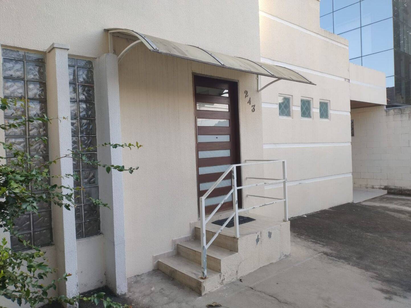 Casa com 3 dormitórios à venda, 280 m² por R$ 1.900.000,00 - Vila Ema - São José dos Campos/SP