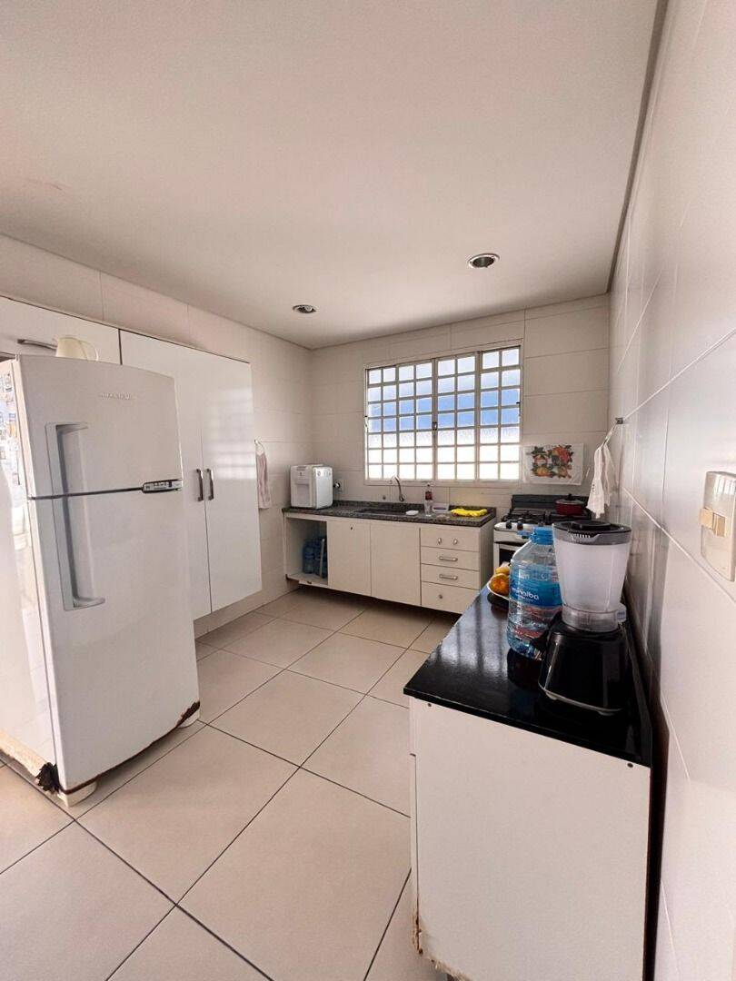 Casa com 3 dormitórios à venda, 280 m² por R$ 1.900.000,00 - Vila Ema - São José dos Campos/SP