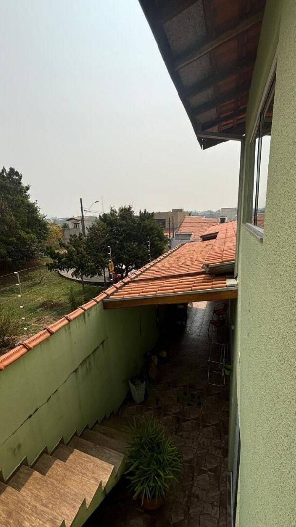 Casa com 4 dormitórios à venda, 170 m² por R$ 645.000 - Villa Branca - Jacareí/SP