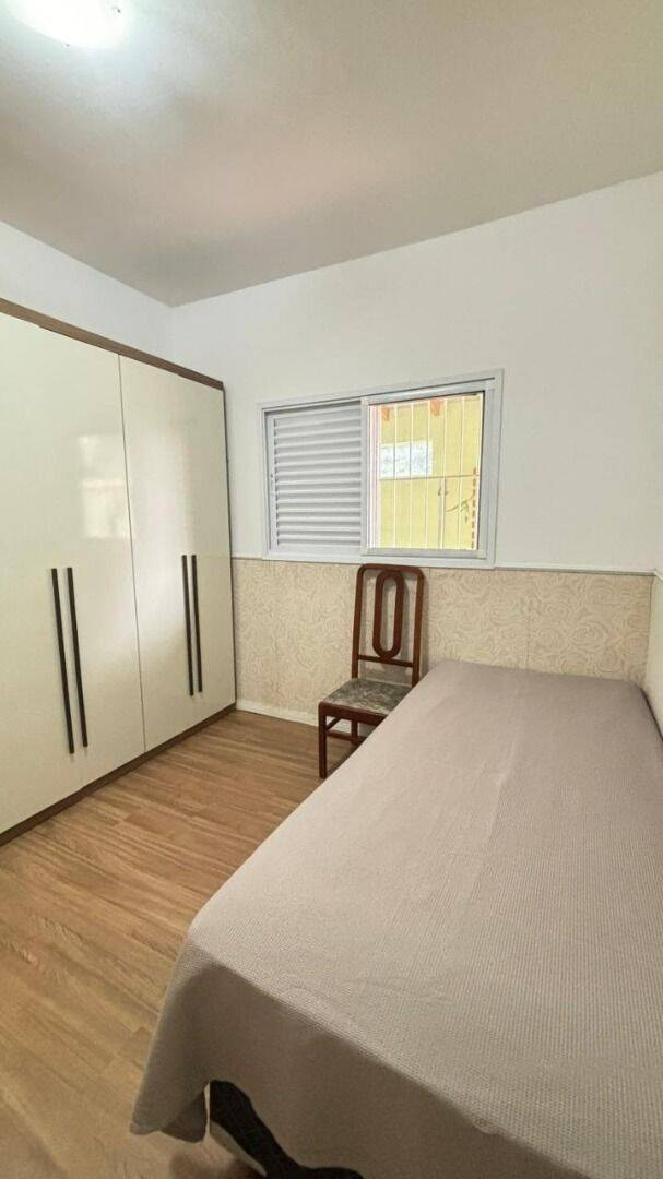 Casa com 4 dormitórios à venda, 170 m² por R$ 645.000 - Villa Branca - Jacareí/SP