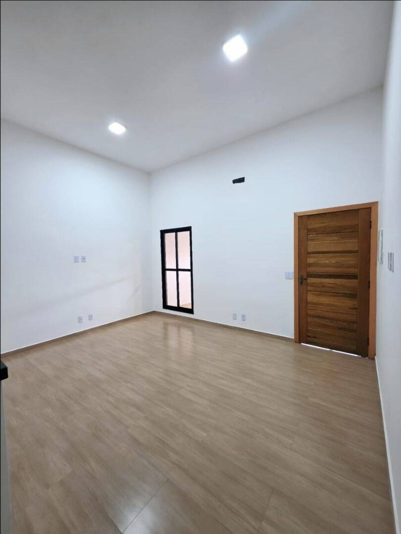Casa Terrea a venda no Satelite| R$ 790.000,00