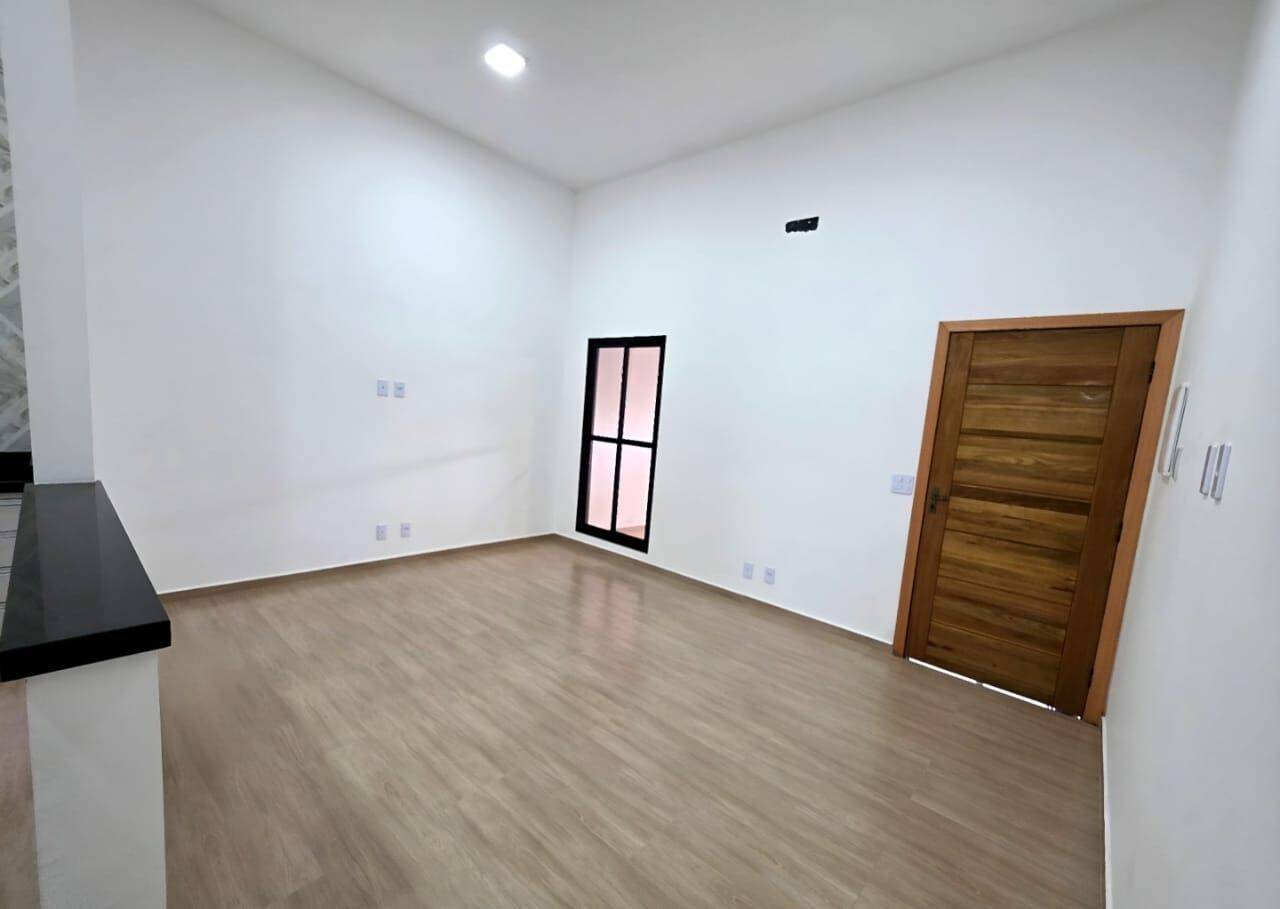 Casa Terrea a venda no Satelite| R$ 790.000,00