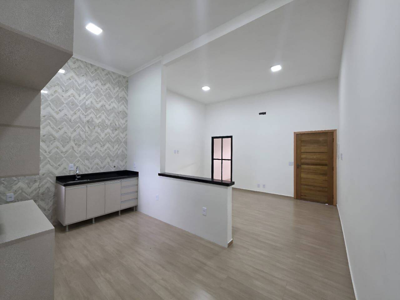 Casa Terrea a venda no Satelite| R$ 790.000,00