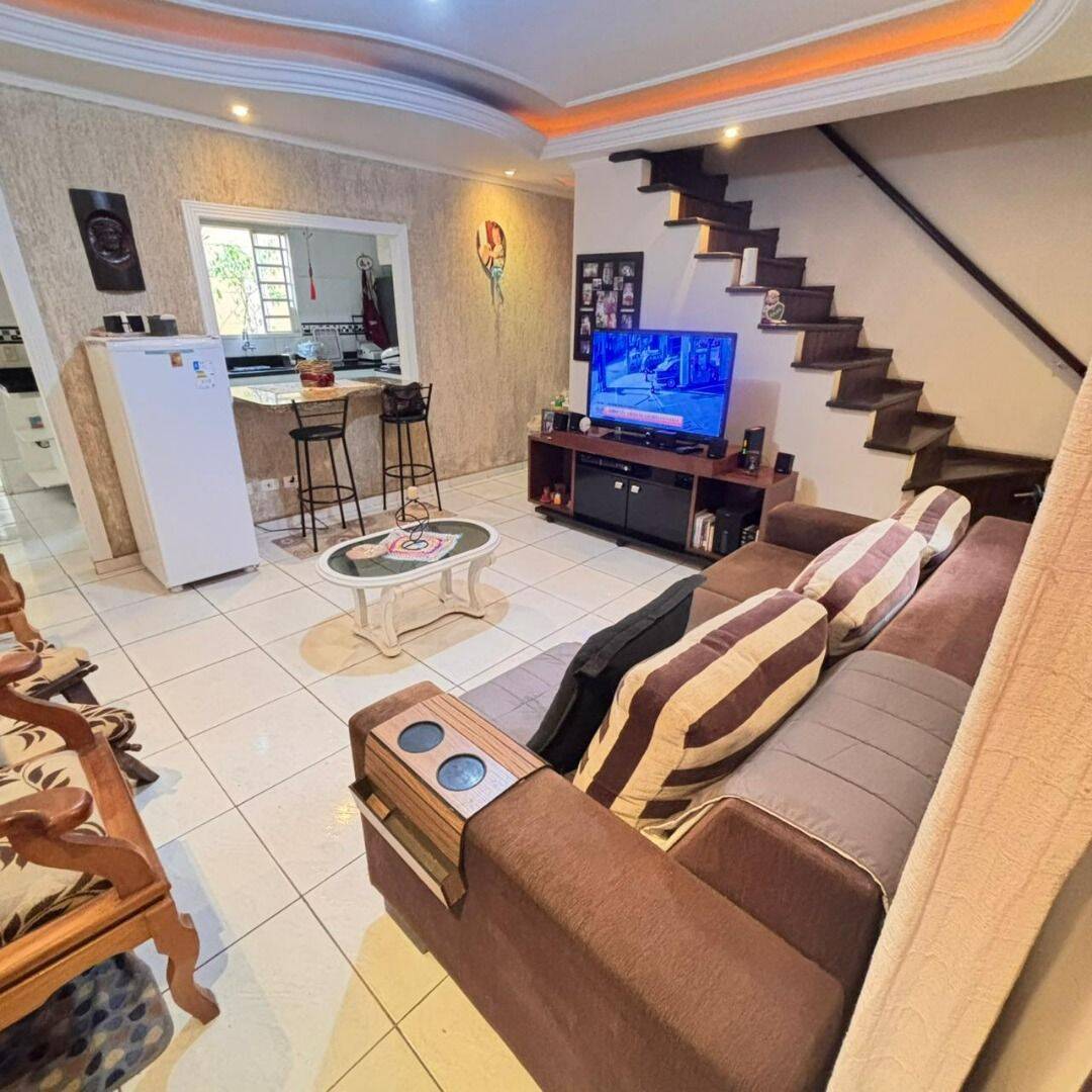 Village com 3 dormitórios à venda, 75 m² por R$ 450.000,00 - Jardim Vale do Sol - São José dos Campos/SP