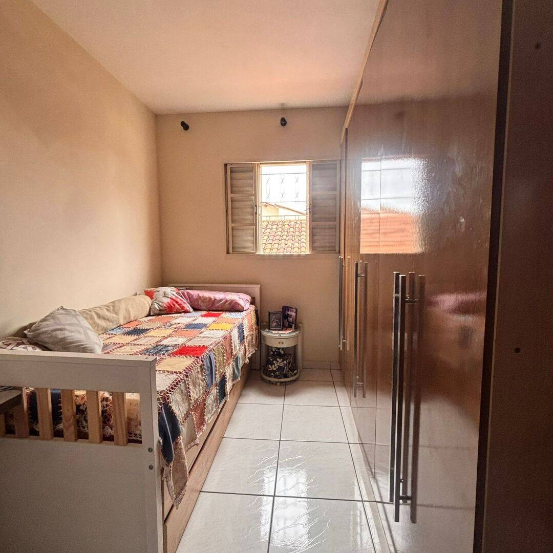 Village com 3 dormitórios à venda, 75 m² por R$ 450.000,00 - Jardim Vale do Sol - São José dos Campos/SP