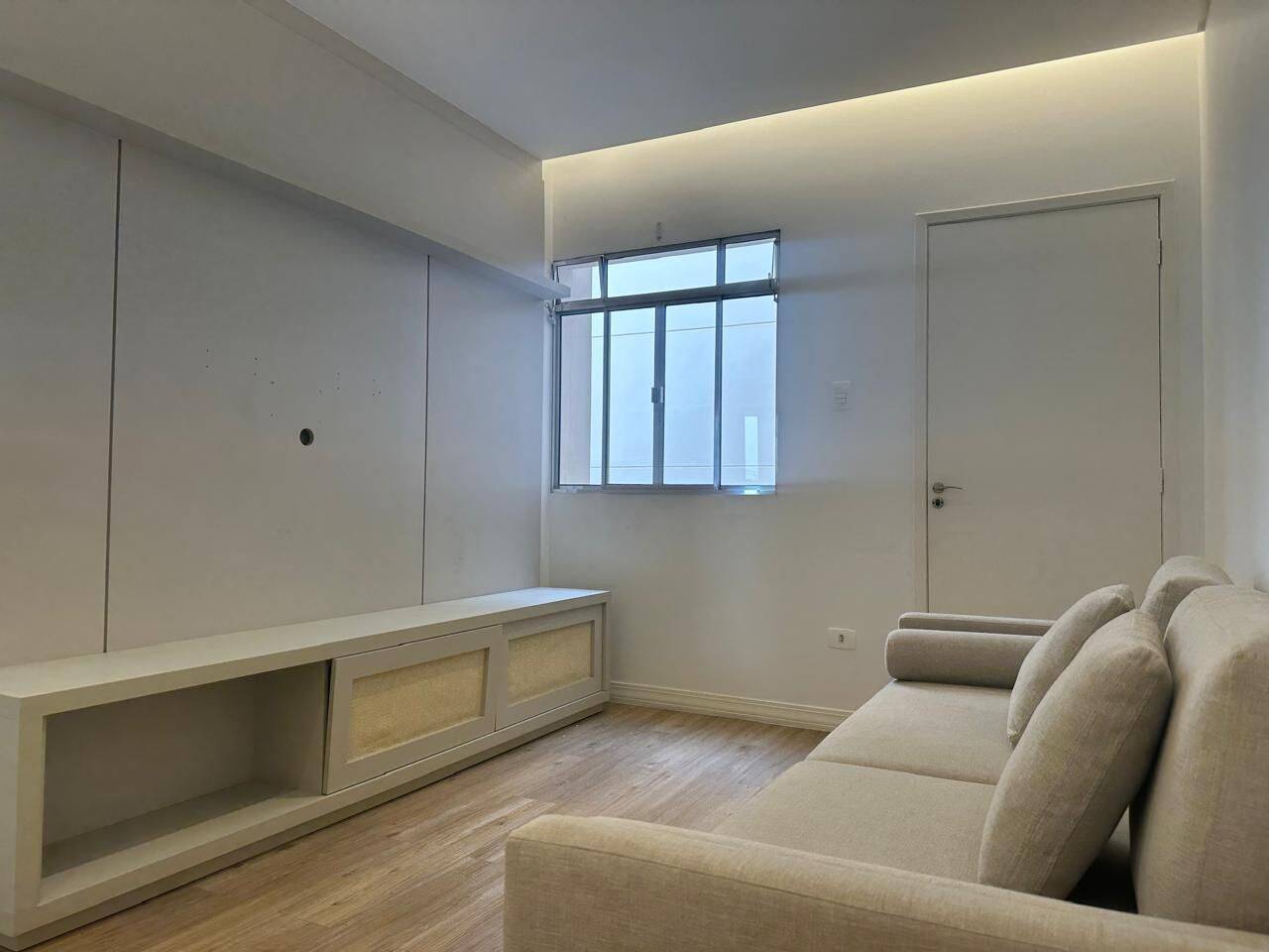 Apartamento com 2 dormitórios para alugar, 67 m² - Jardim Califórnia - Jacareí/SP