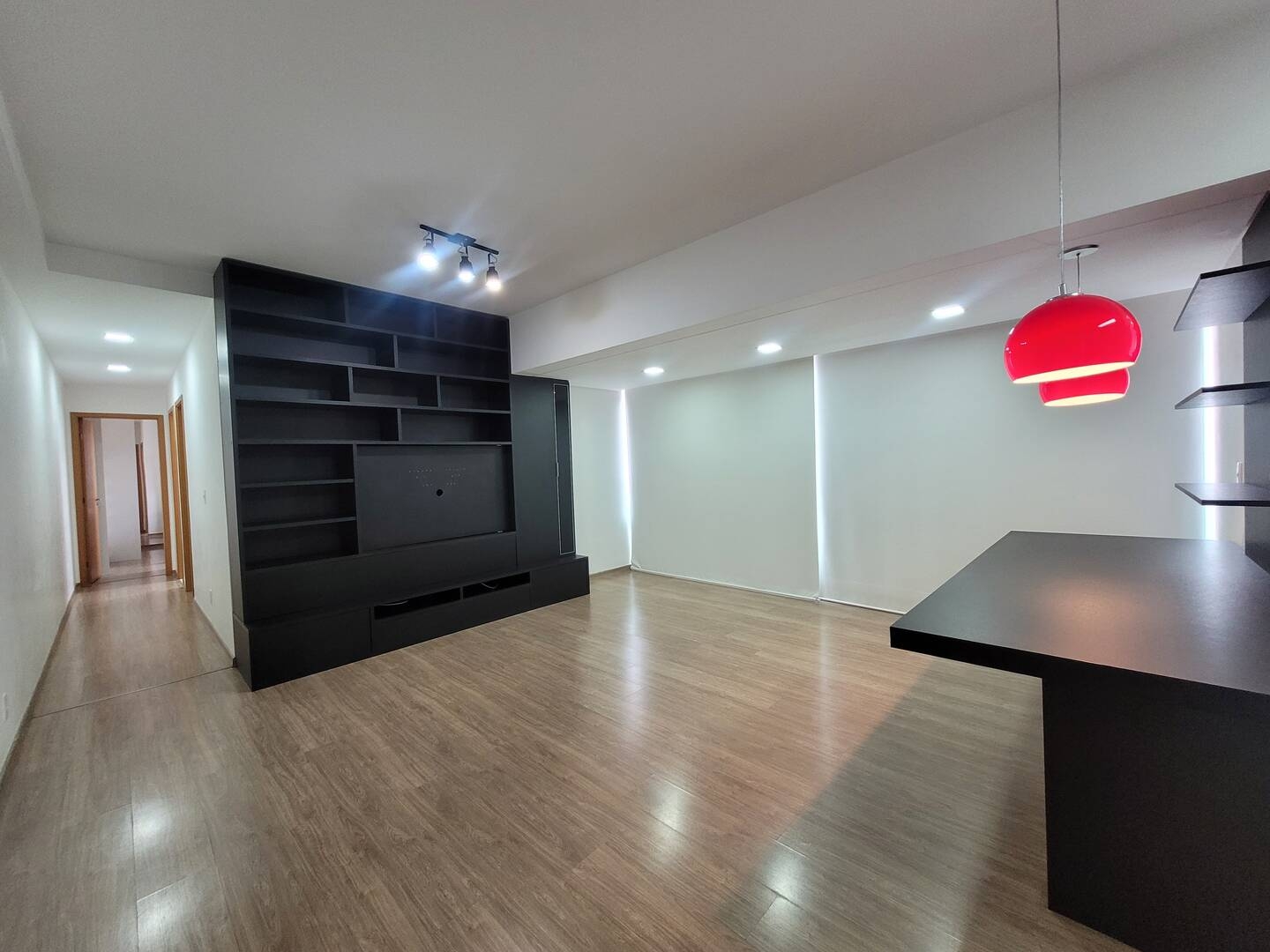 Apartamento 2 Dormitórios, 1 Suíte  Edifício Portal do Parque