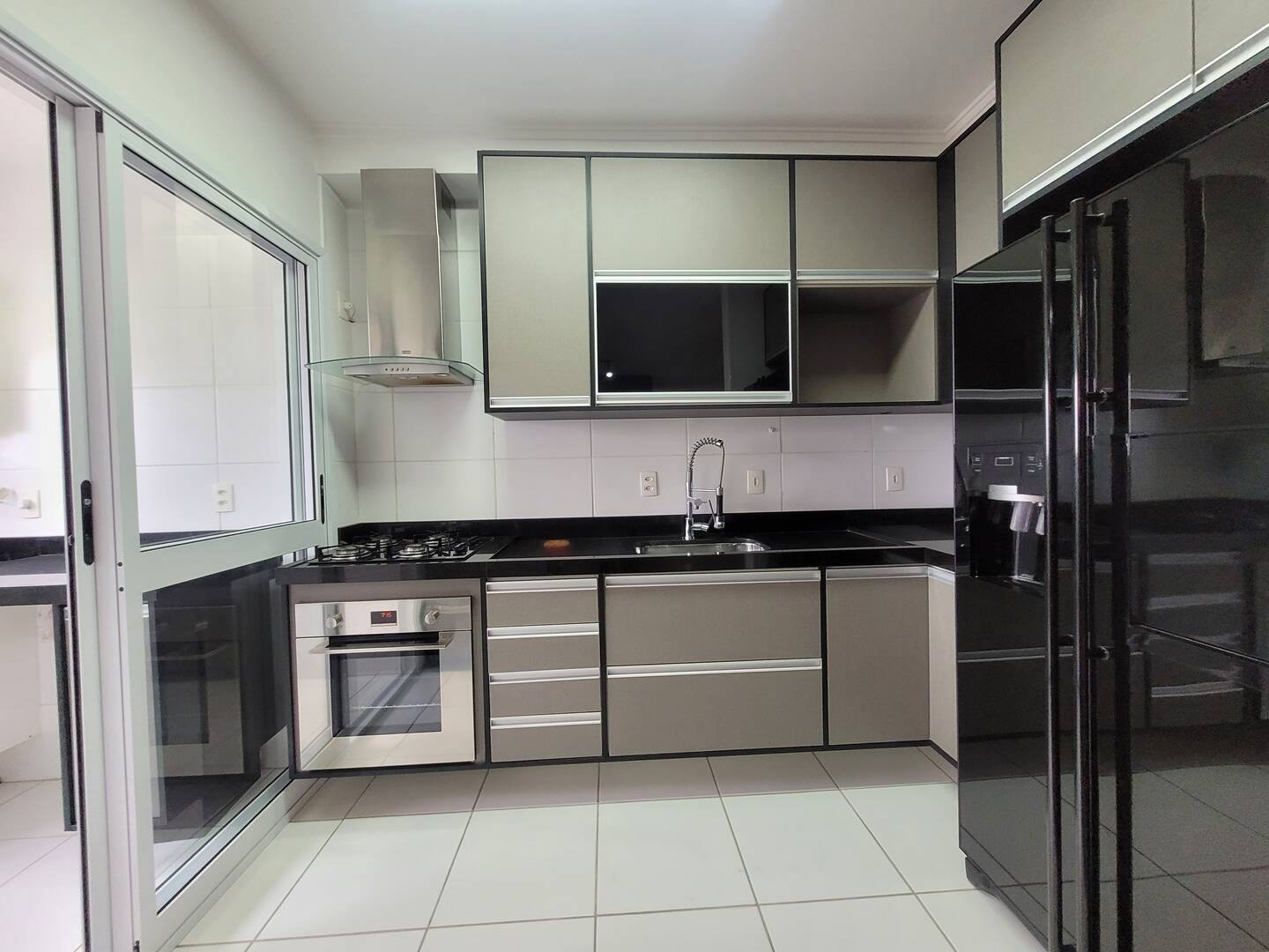 Apartamento 2 Dormitórios, 1 Suíte  Edifício Portal do Parque