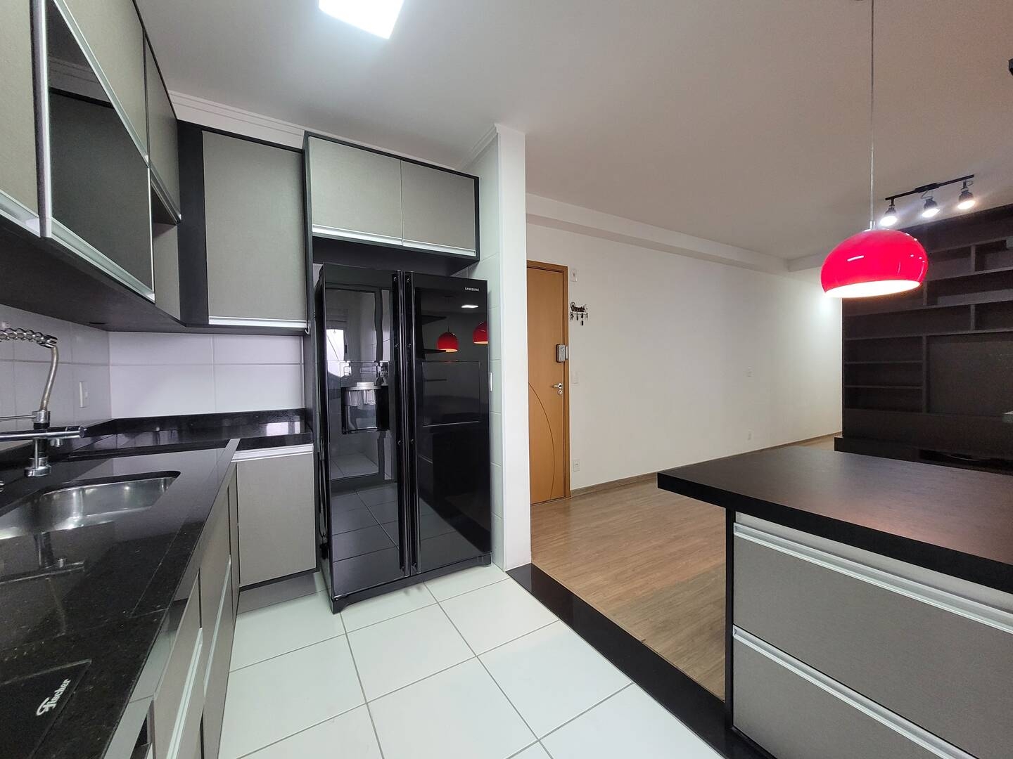 Apartamento 2 Dormitórios, 1 Suíte  Edifício Portal do Parque