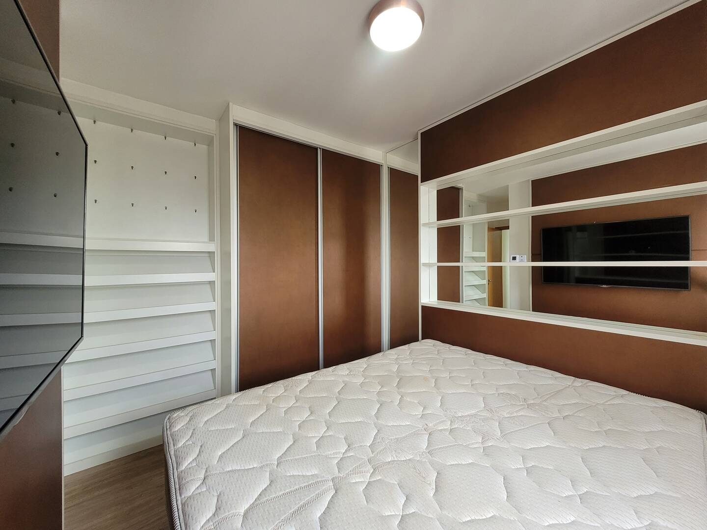 Apartamento 2 Dormitórios, 1 Suíte  Edifício Portal do Parque