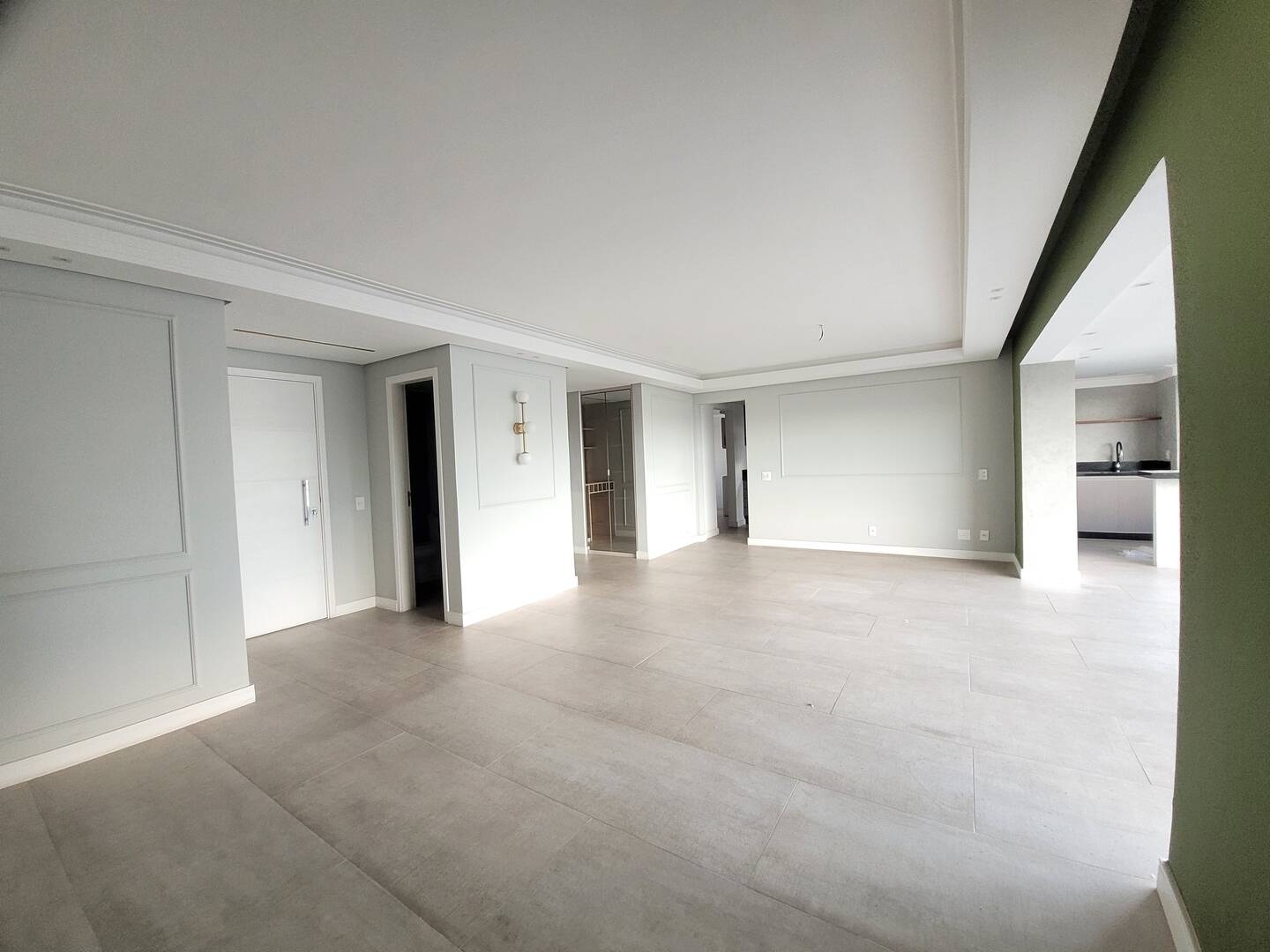 Apartamento Para Venda com 3 Suítes no Condomínio Grand Club Vila Ema