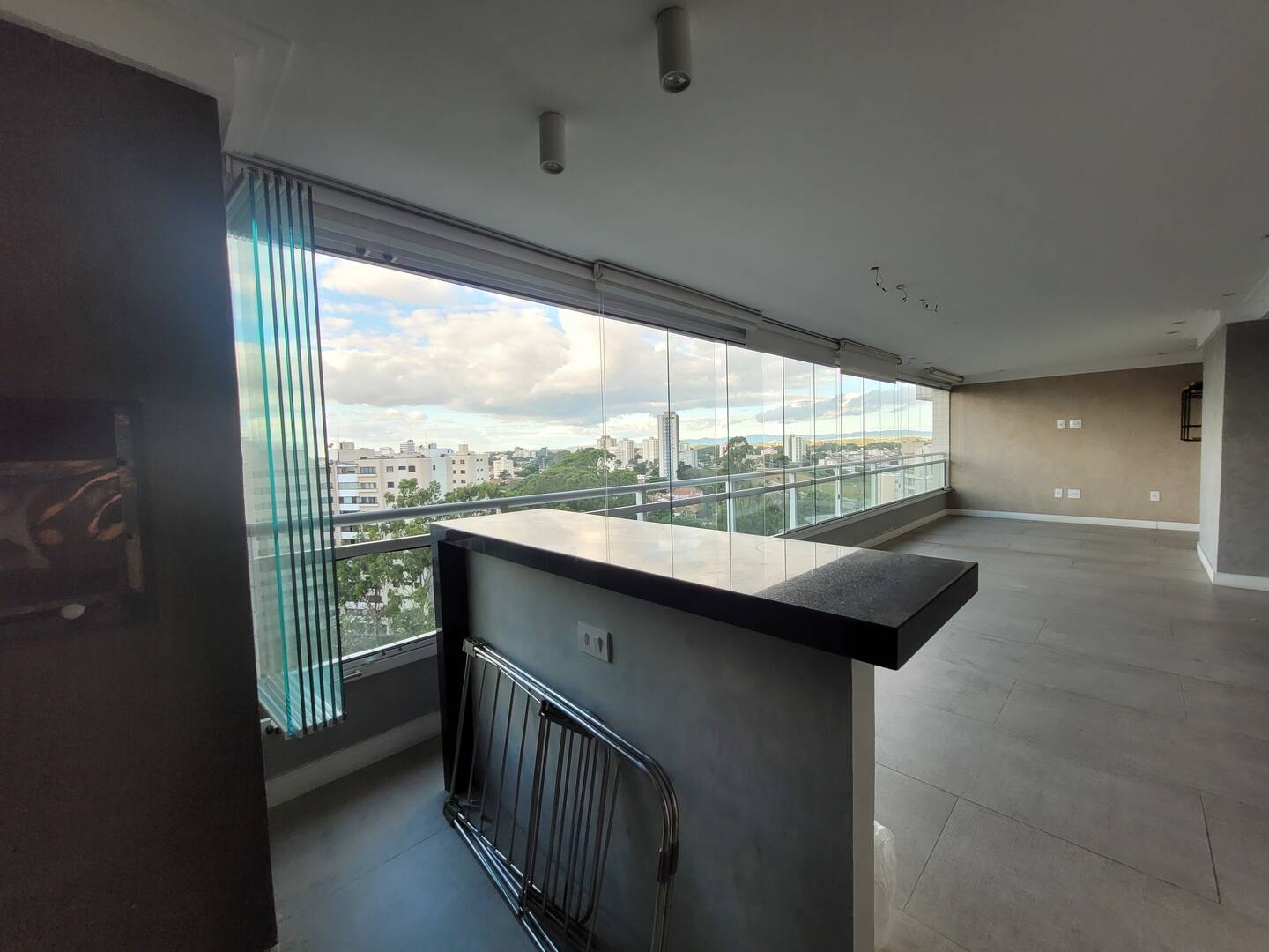Apartamento Para Venda com 3 Suítes no Condomínio Grand Club Vila Ema