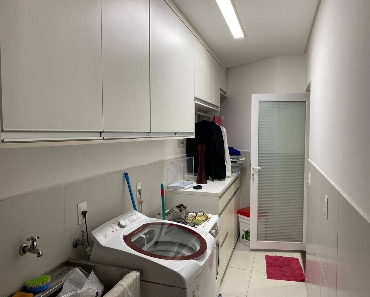 Casa à Venda no Condomínio Altos da Serra I – Urbanova, São José dos Campos