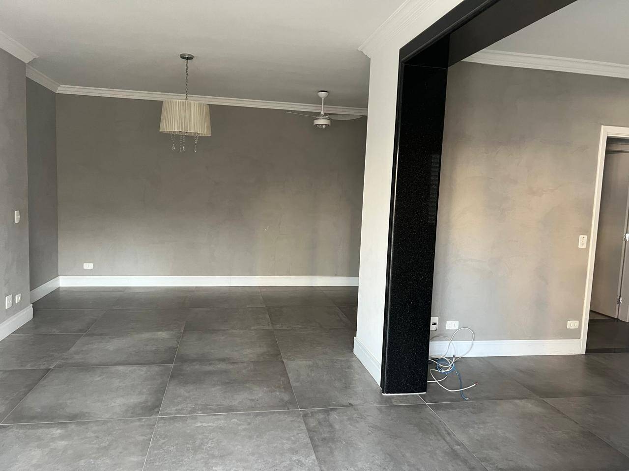 Apartamento 3 Dormitorios 129m²  à Venda – Edifício Manhattan Vila Adyana