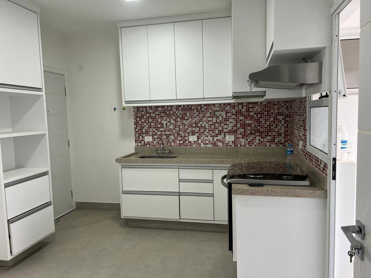 Apartamento 3 Dormitorios 129m²  à Venda – Edifício Manhattan Vila Adyana