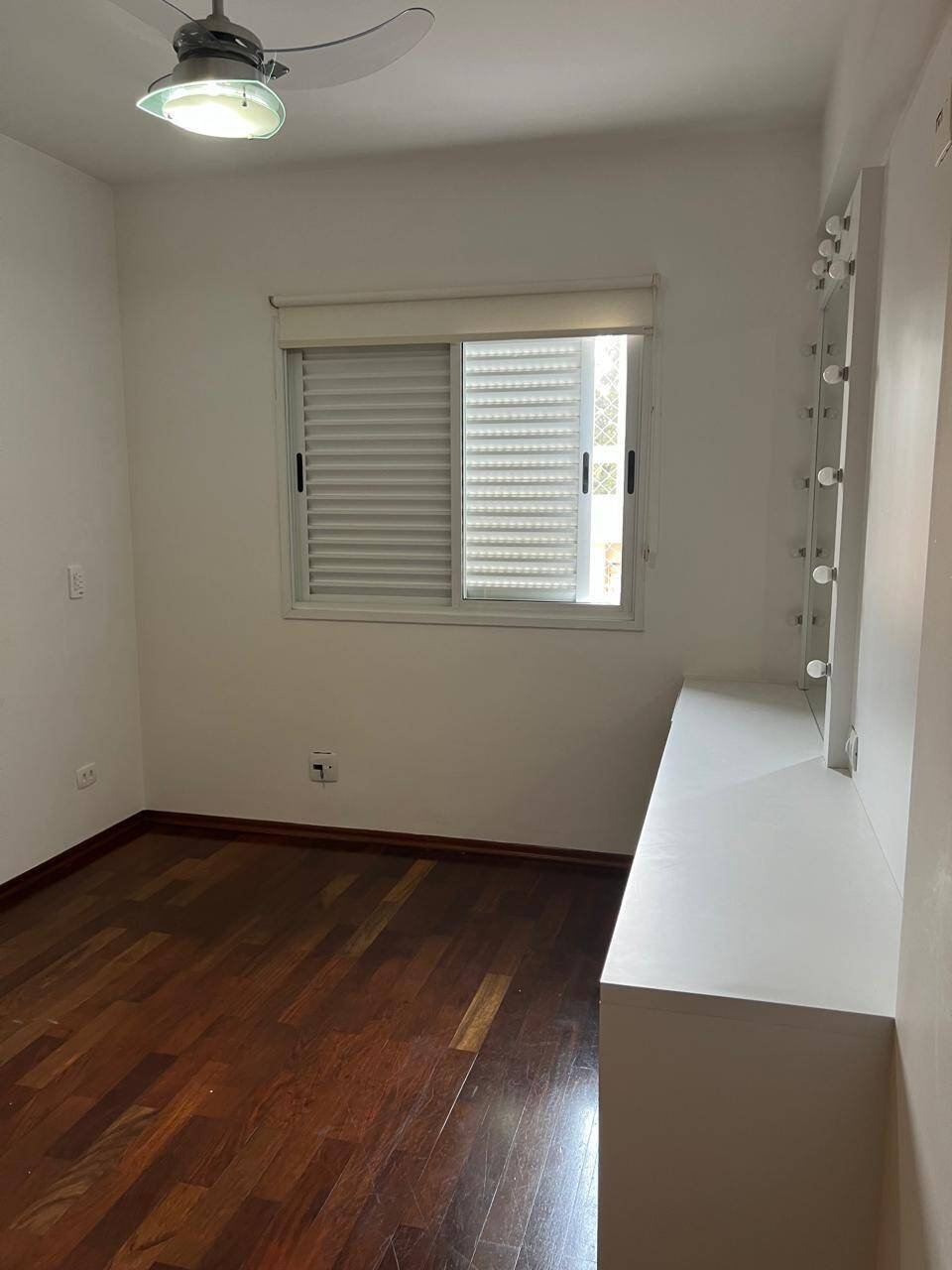 Apartamento 3 Dormitorios 129m²  à Venda – Edifício Manhattan Vila Adyana