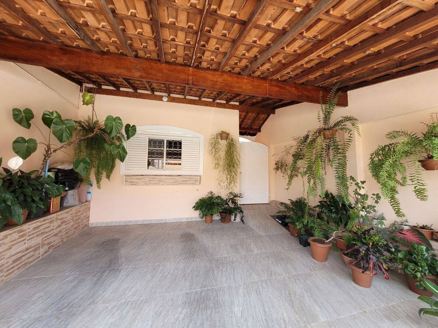 Venda ou Permuta - Casa com 3 Dormitórios no Morumbi - São José dos Campos