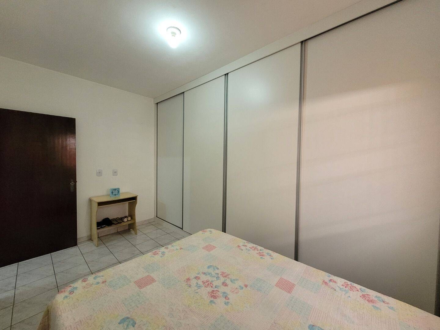 Venda ou Permuta - Casa com 3 Dormitórios no Morumbi - São José dos Campos