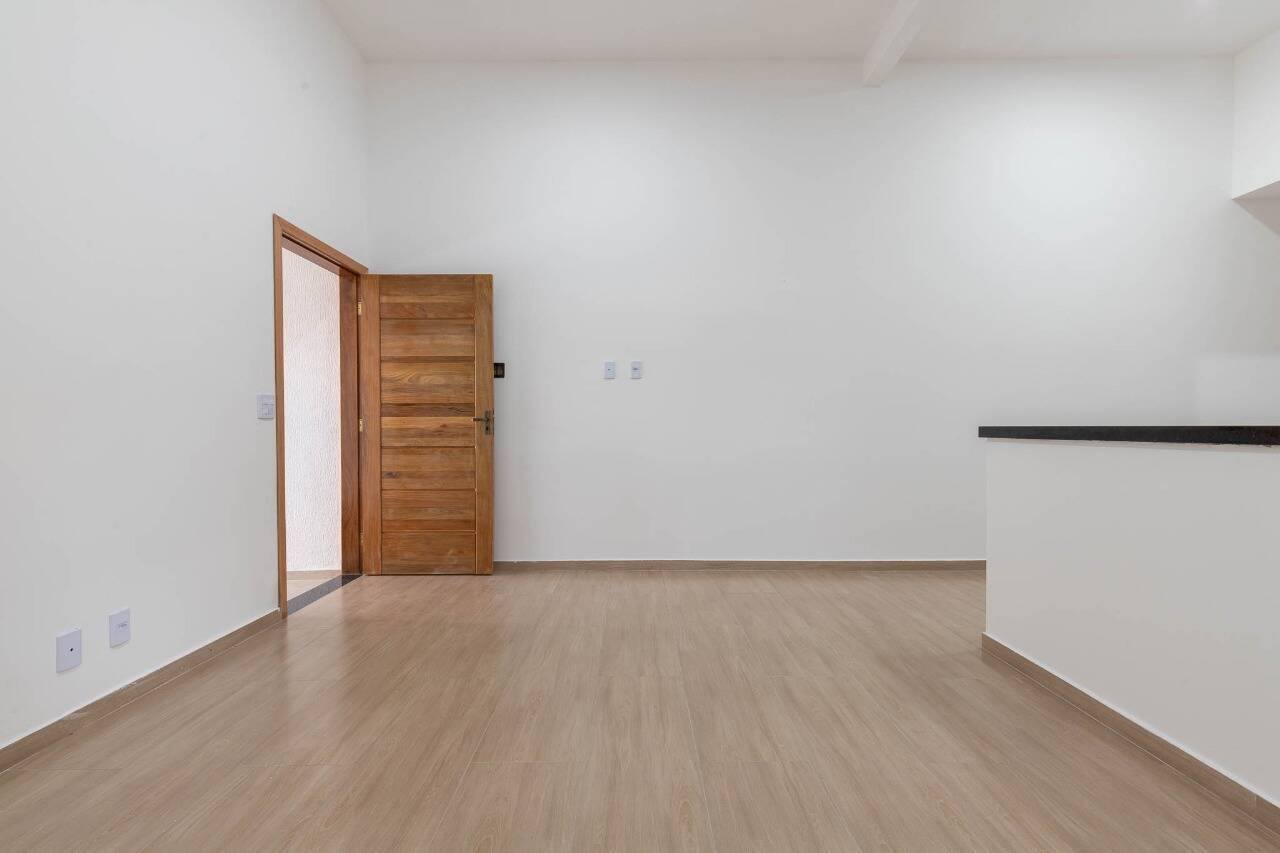 Casa Térrea Nova Venda ou Permuta no Jardim Satélite - São José dos Campos