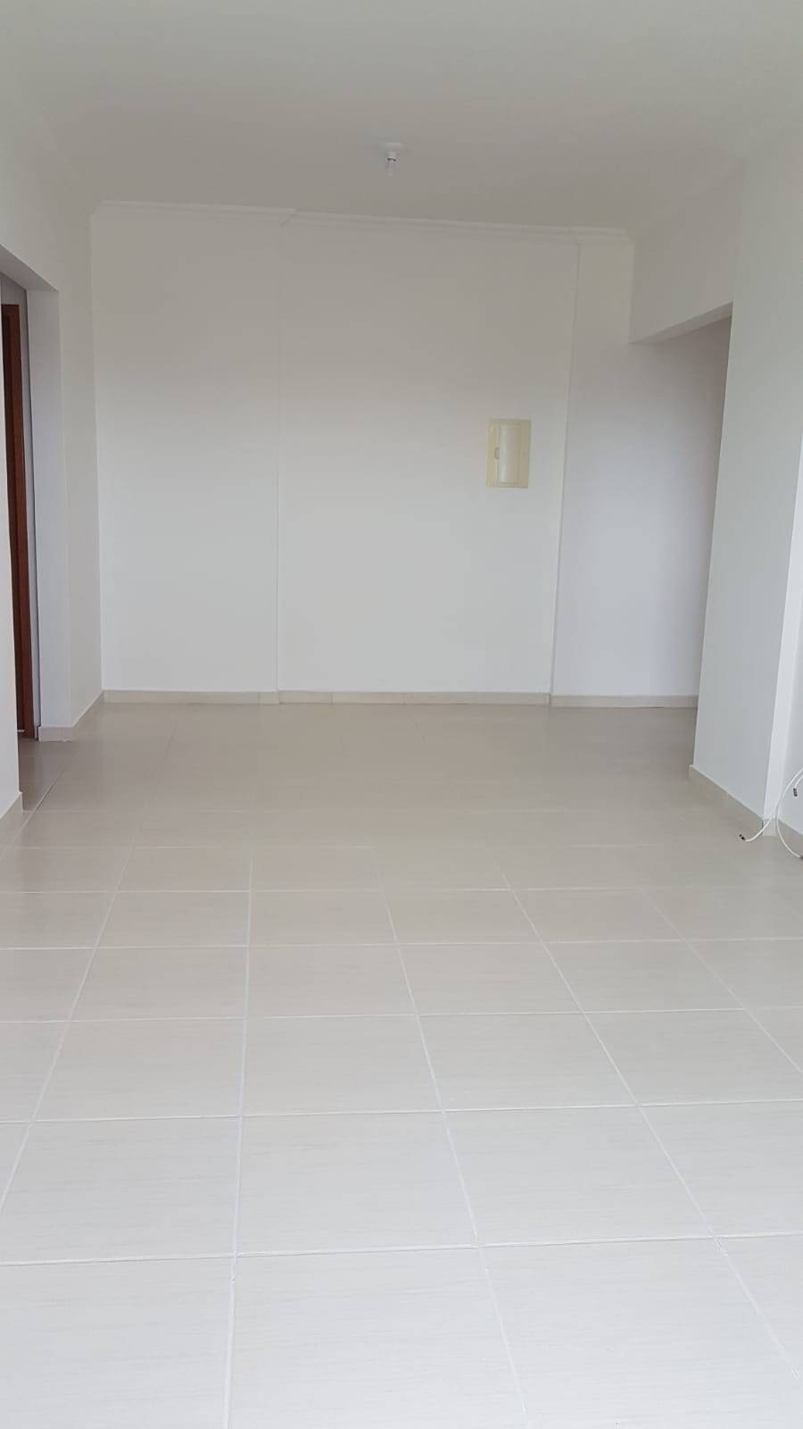 Vende Apartamento Vista Livre 2 Dormitórios com Suíte – Parque Industrial