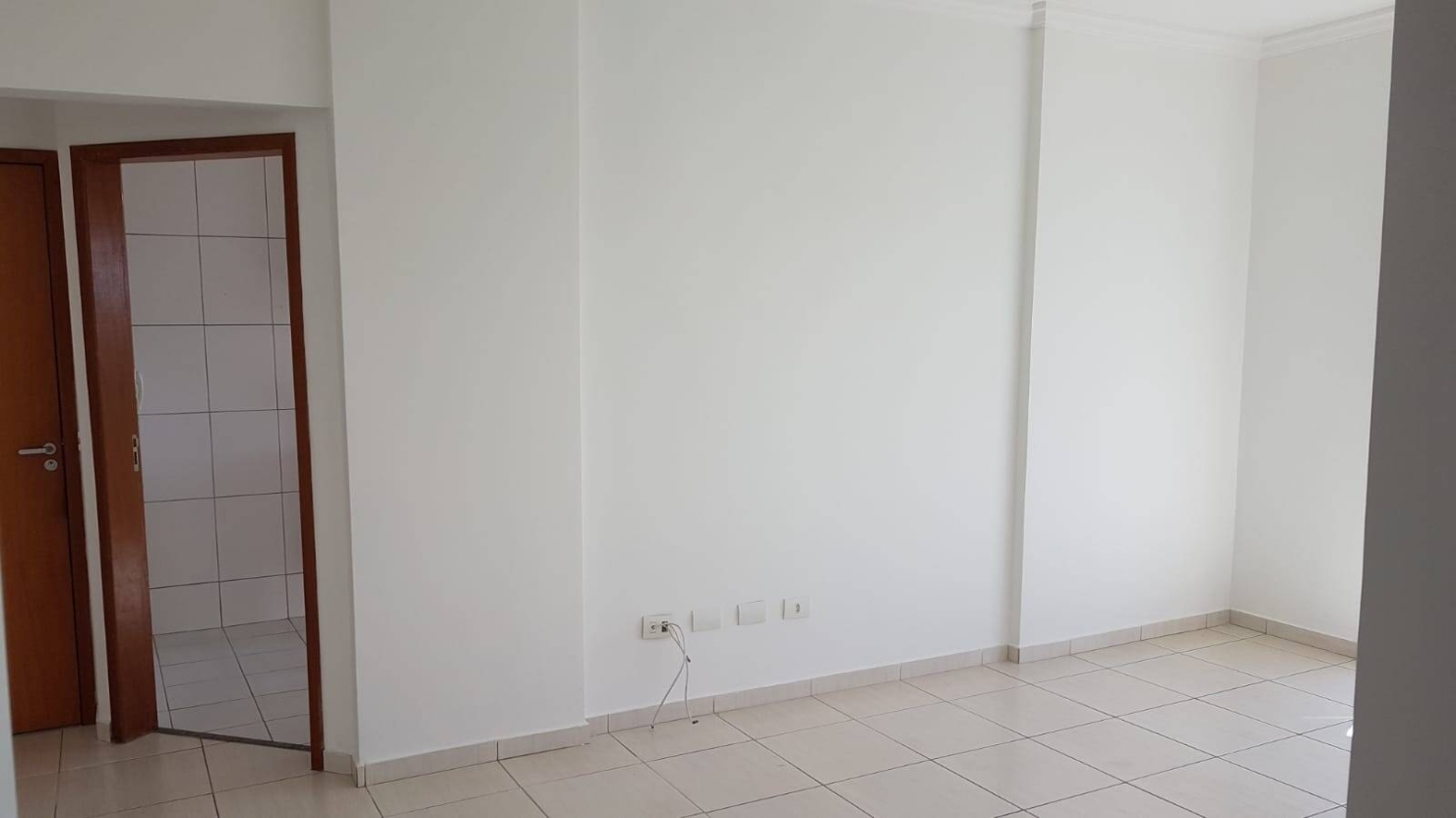 Vende Apartamento Vista Livre 2 Dormitórios com Suíte – Parque Industrial