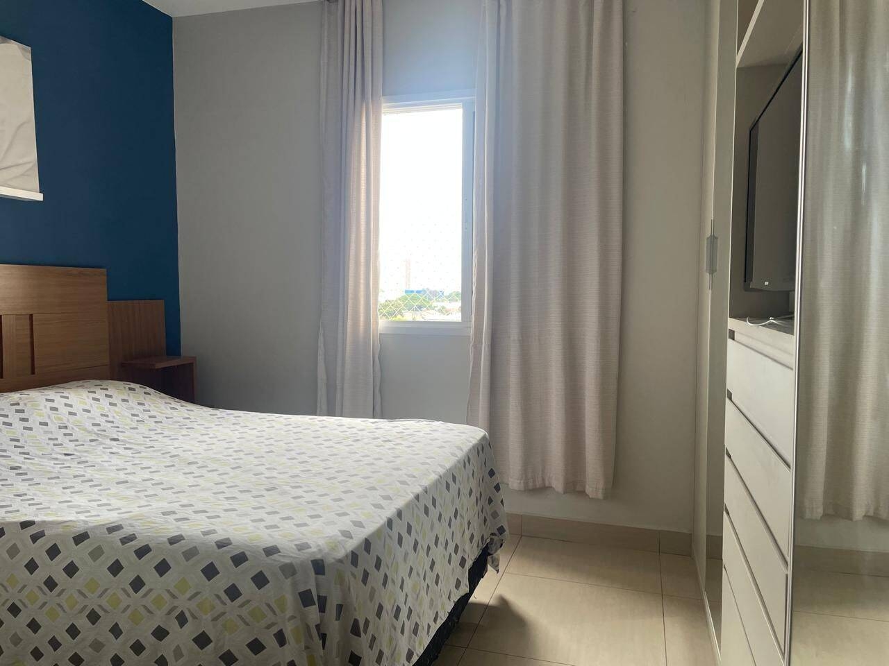 Apartamento á Venda com 2 Dormitórios e Suíte - Jardim das Indústrias
