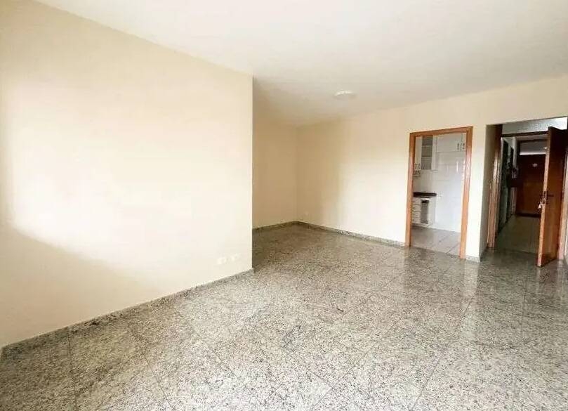 Apartamento de 3 Dormitórios à Venda no Bairro Vila Adyana