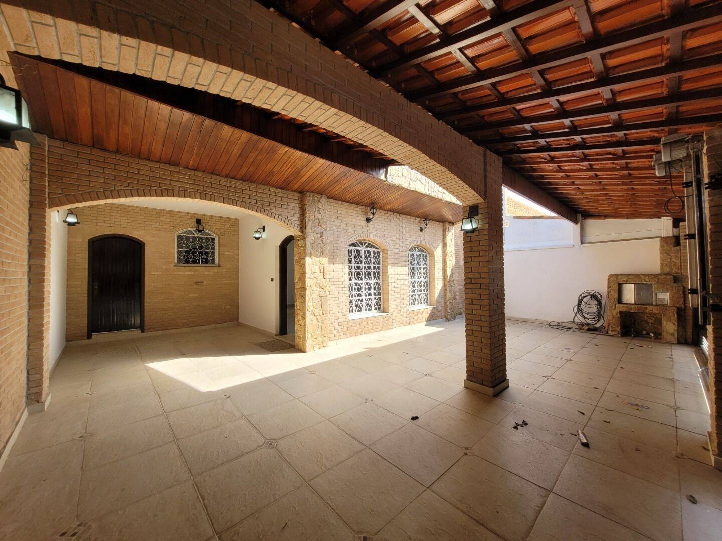 Estuda Permuta Casa 4 Dormitórios Bosque dos Eucaliptos São José dos Campos
