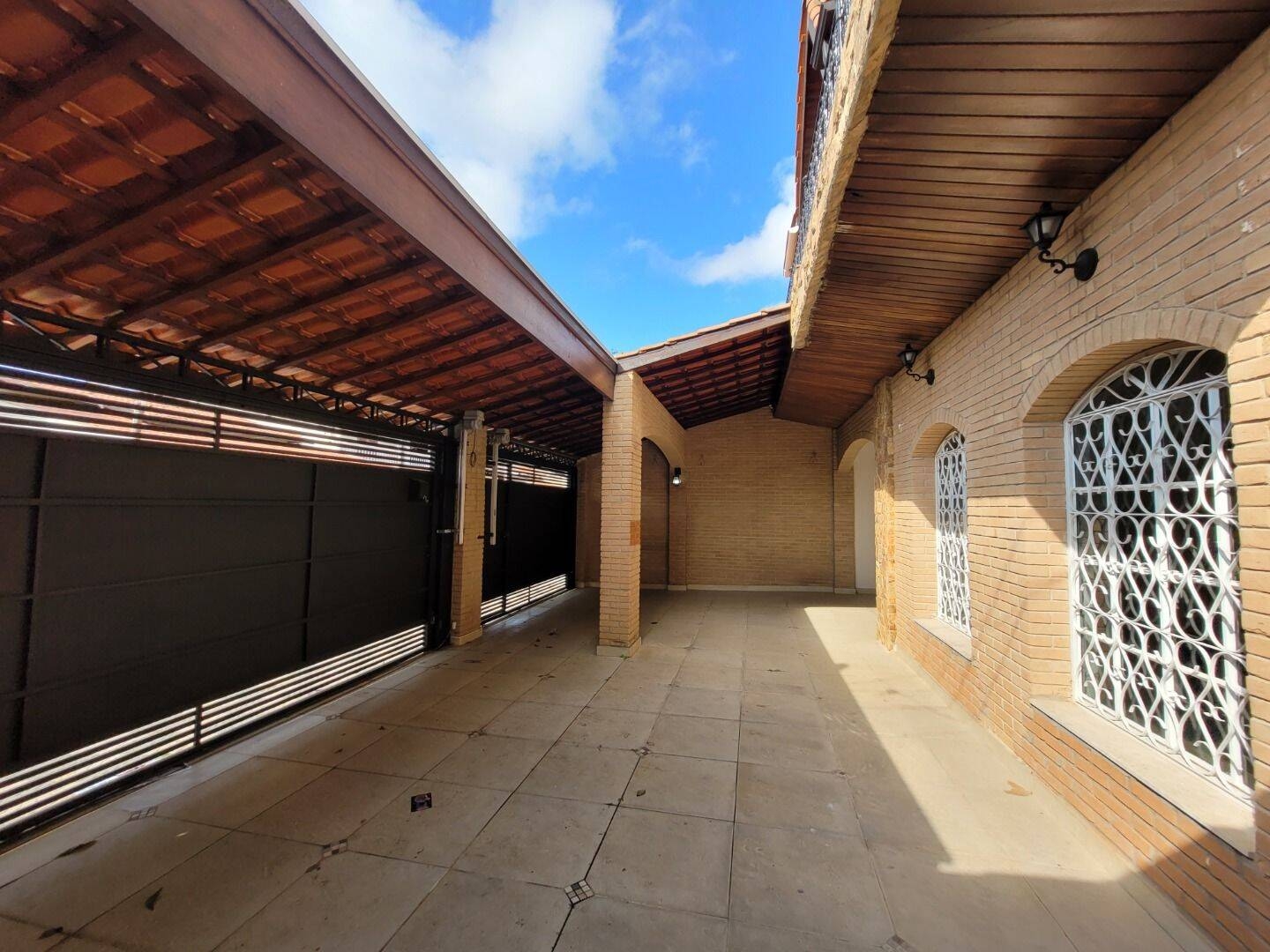 Estuda Permuta Casa 4 Dormitórios Bosque dos Eucaliptos São José dos Campos
