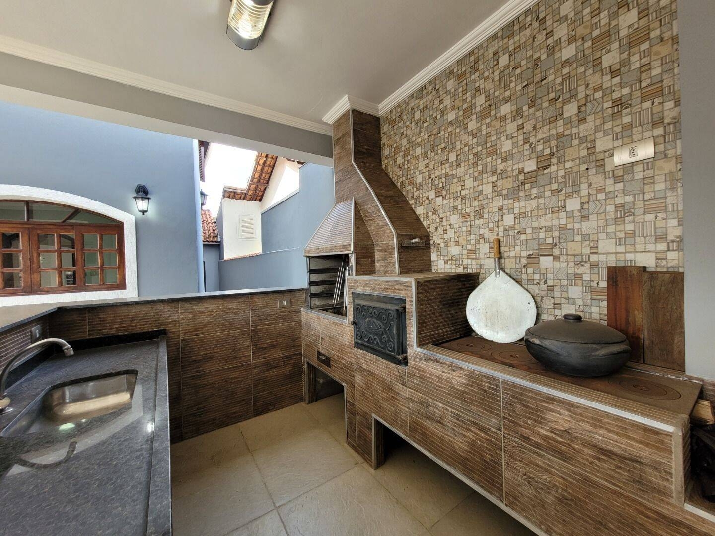 Estuda Permuta Casa 4 Dormitórios Bosque dos Eucaliptos São José dos Campos