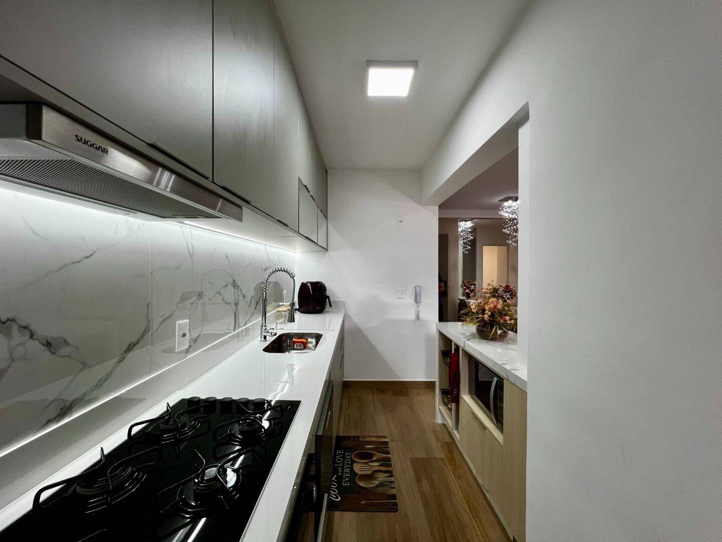 Apartamento à Venda de 3 Dormitórios Suítes Vila Adyana São José dos Campos