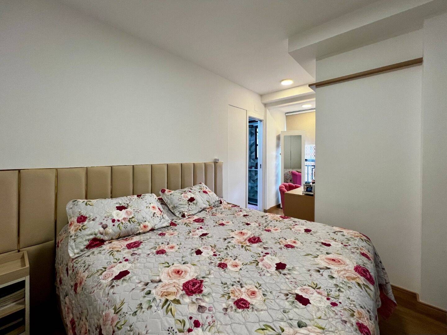 Apartamento à Venda de 3 Dormitórios Suítes Vila Adyana São José dos Campos