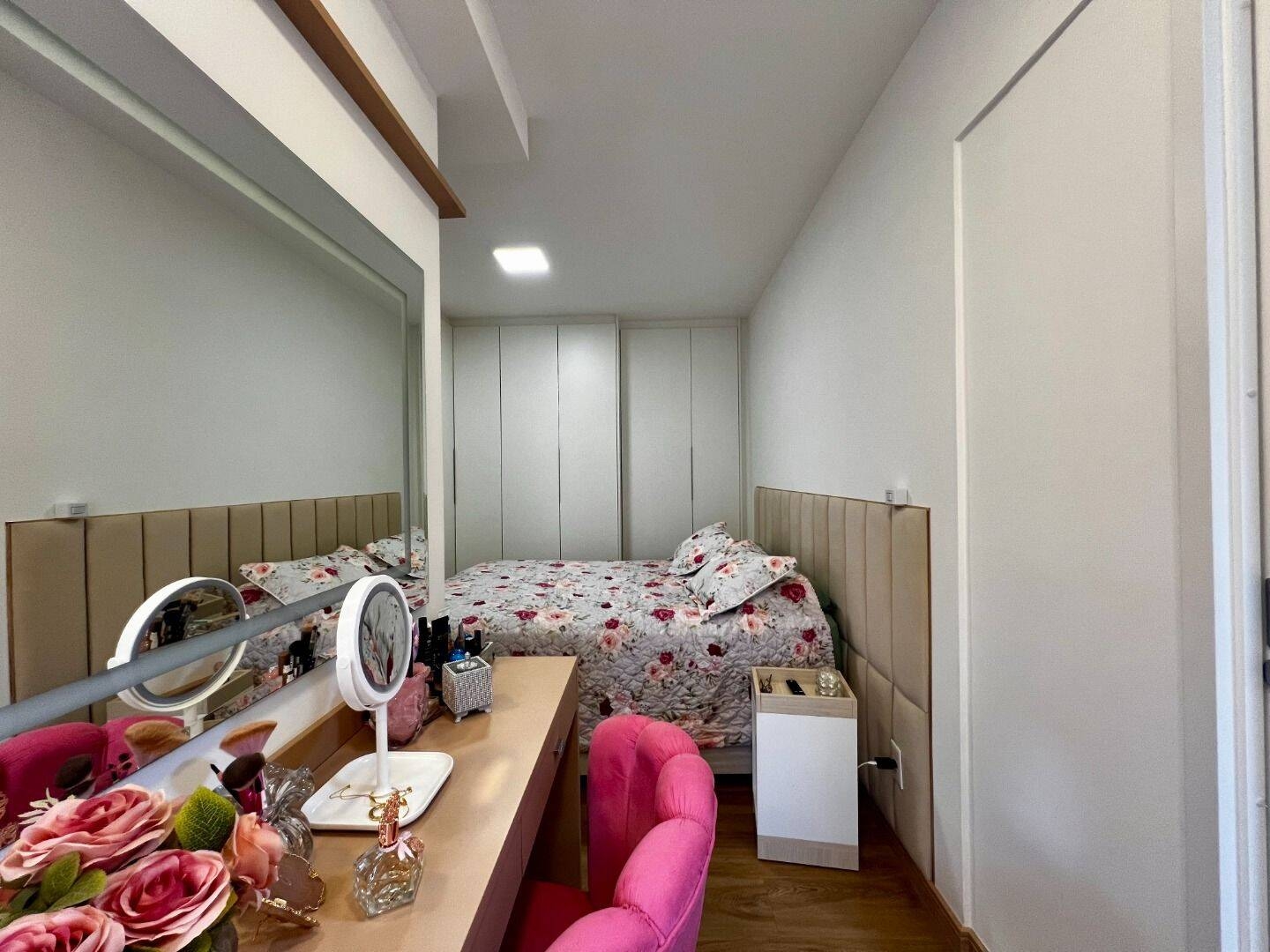 Apartamento à Venda de 3 Dormitórios Suítes Vila Adyana São José dos Campos