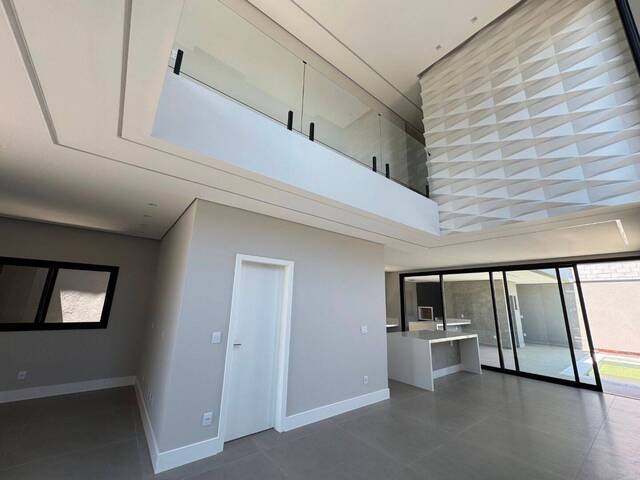 Sobrado para Venda em São José dos Campos - 5