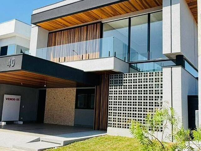 Sobrado para Venda em São José dos Campos - 2